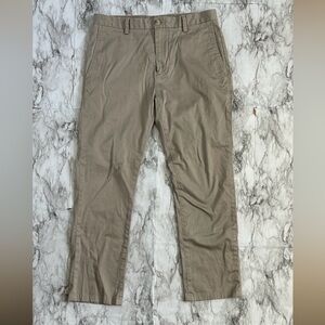 Southern Tide Skipjack | men’s size 33 x 32 Khaki Pants